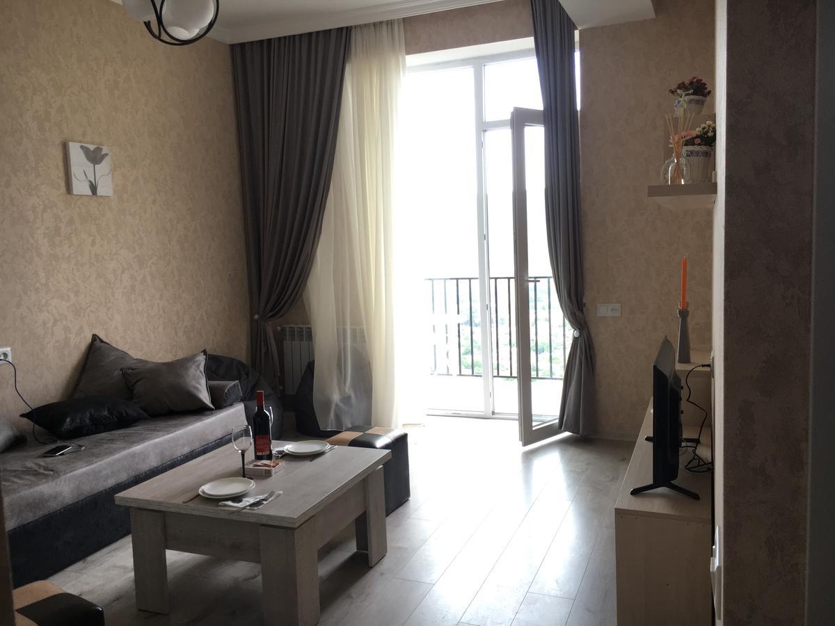 Vazi Aparthotel Tbilisi Exteriör bild